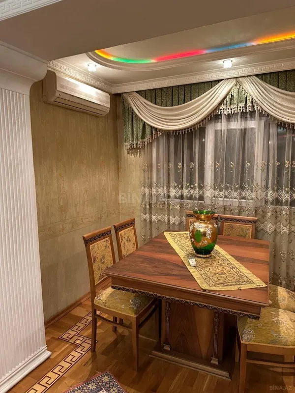 Satılır 3 otaqlı mənzil 70 m²