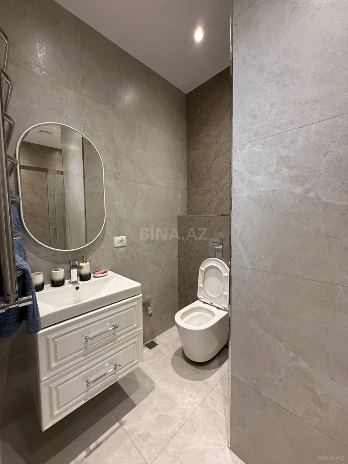 Kirayə verilir 4 otaqlı mənzil 250 m²
