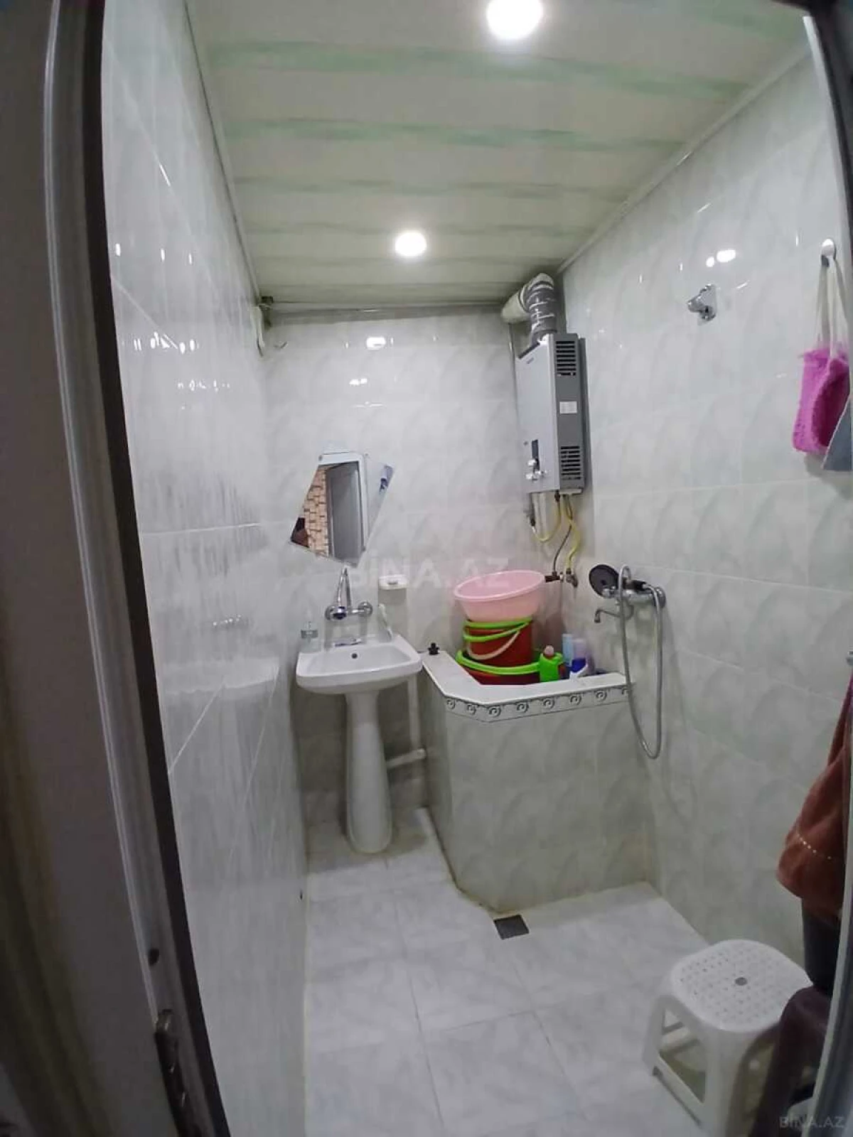 Satılır 2 otaqlı mənzil 65 m²