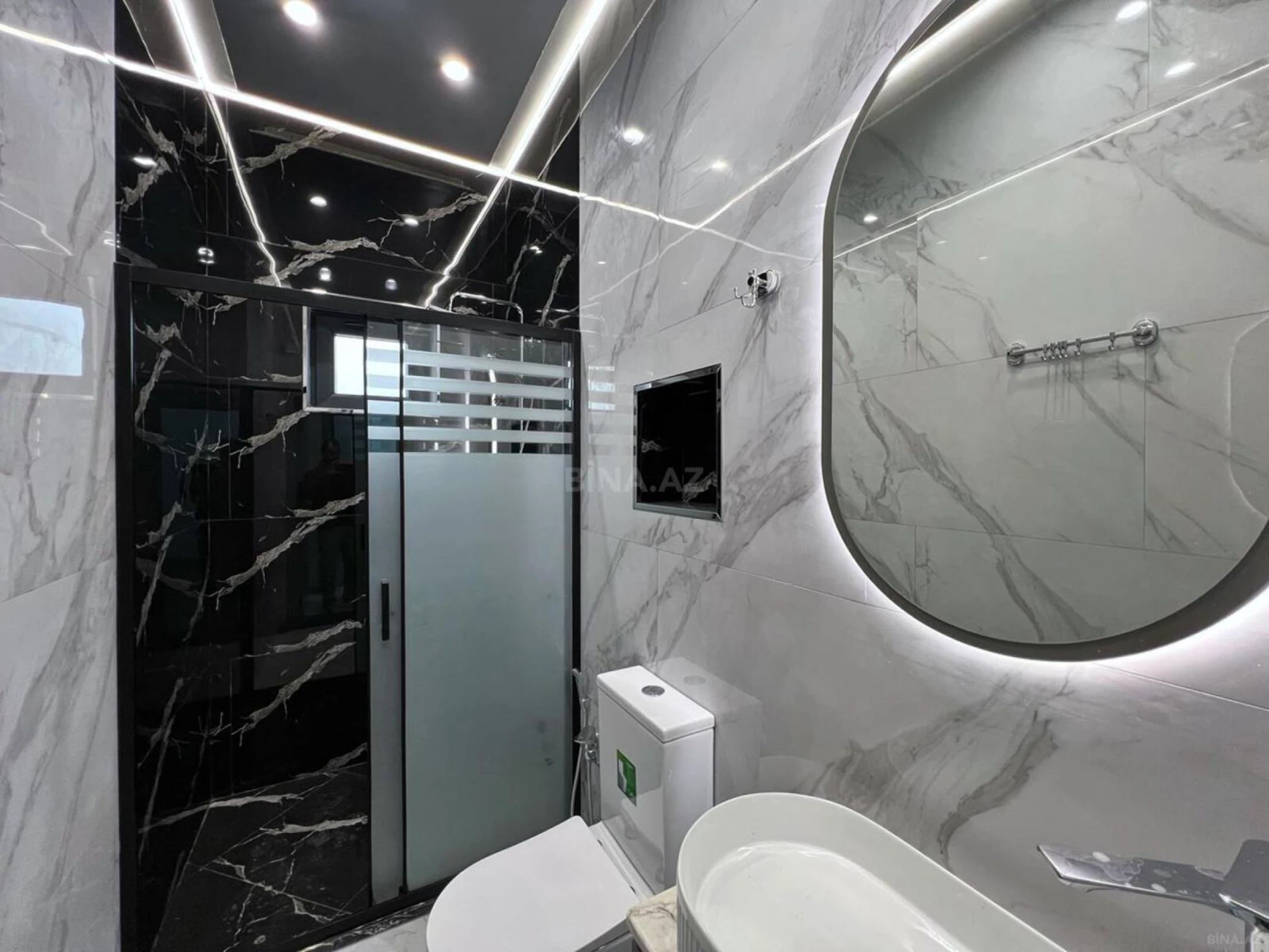 Satılır 4 otaqlı həyət evi 140 m²