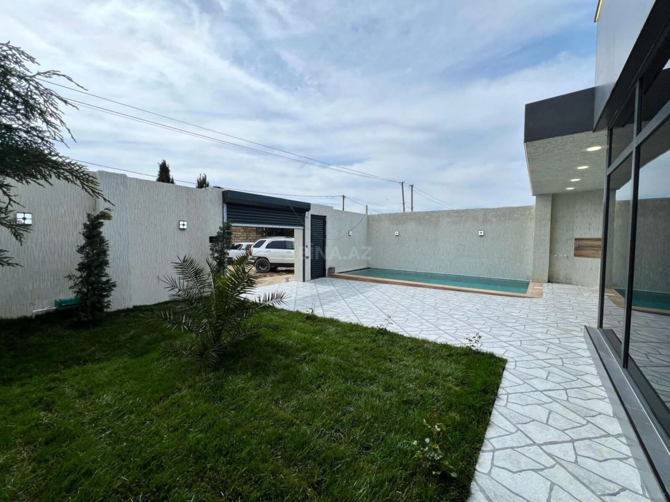 Satılır 4 otaqlı həyət evi 140 m²