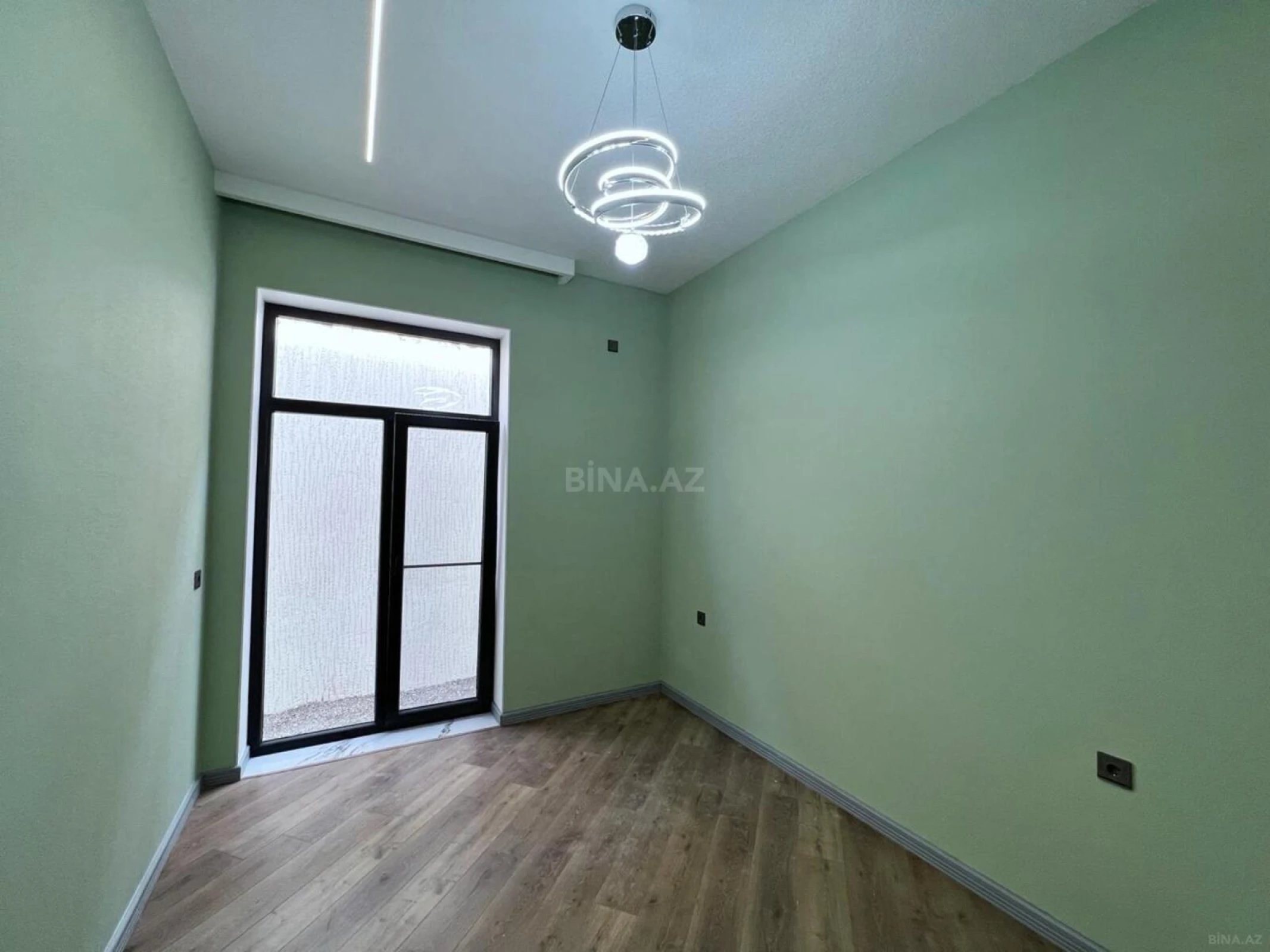 Satılır 4 otaqlı həyət evi 140 m²