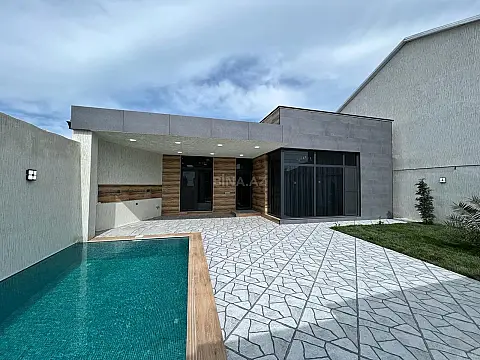 Satılır 4 otaqlı həyət evi 140 m²