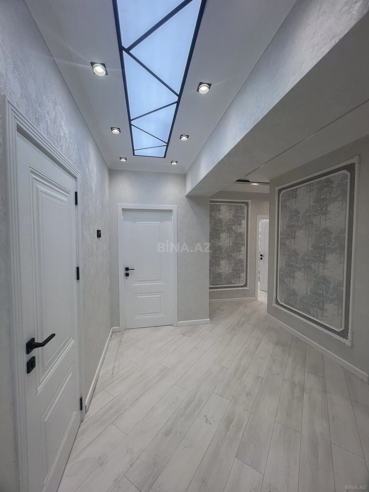 Satılır 3 otaqlı mənzil 110 m²