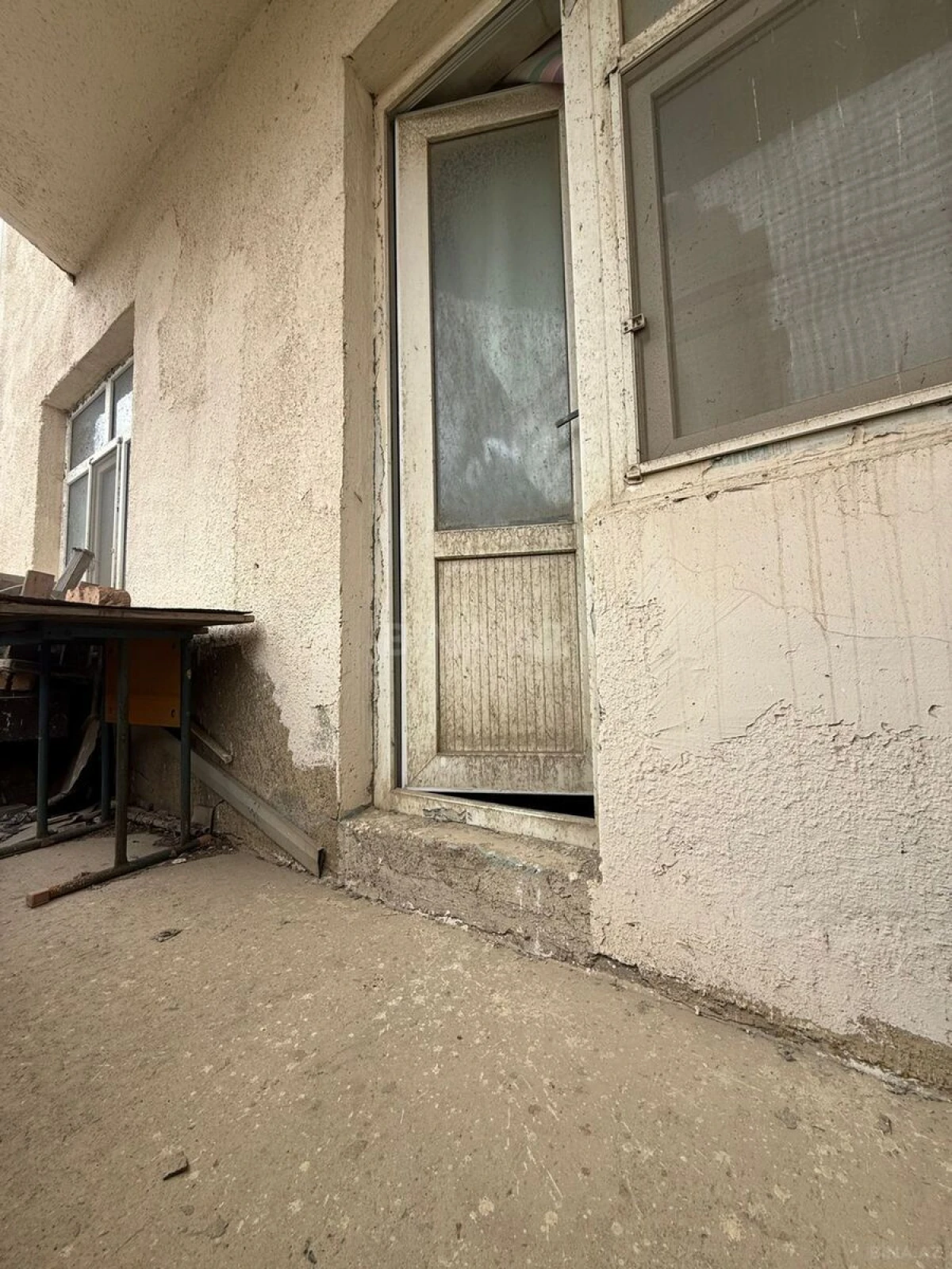 Satılır 1 otaqlı mənzil 45 m²