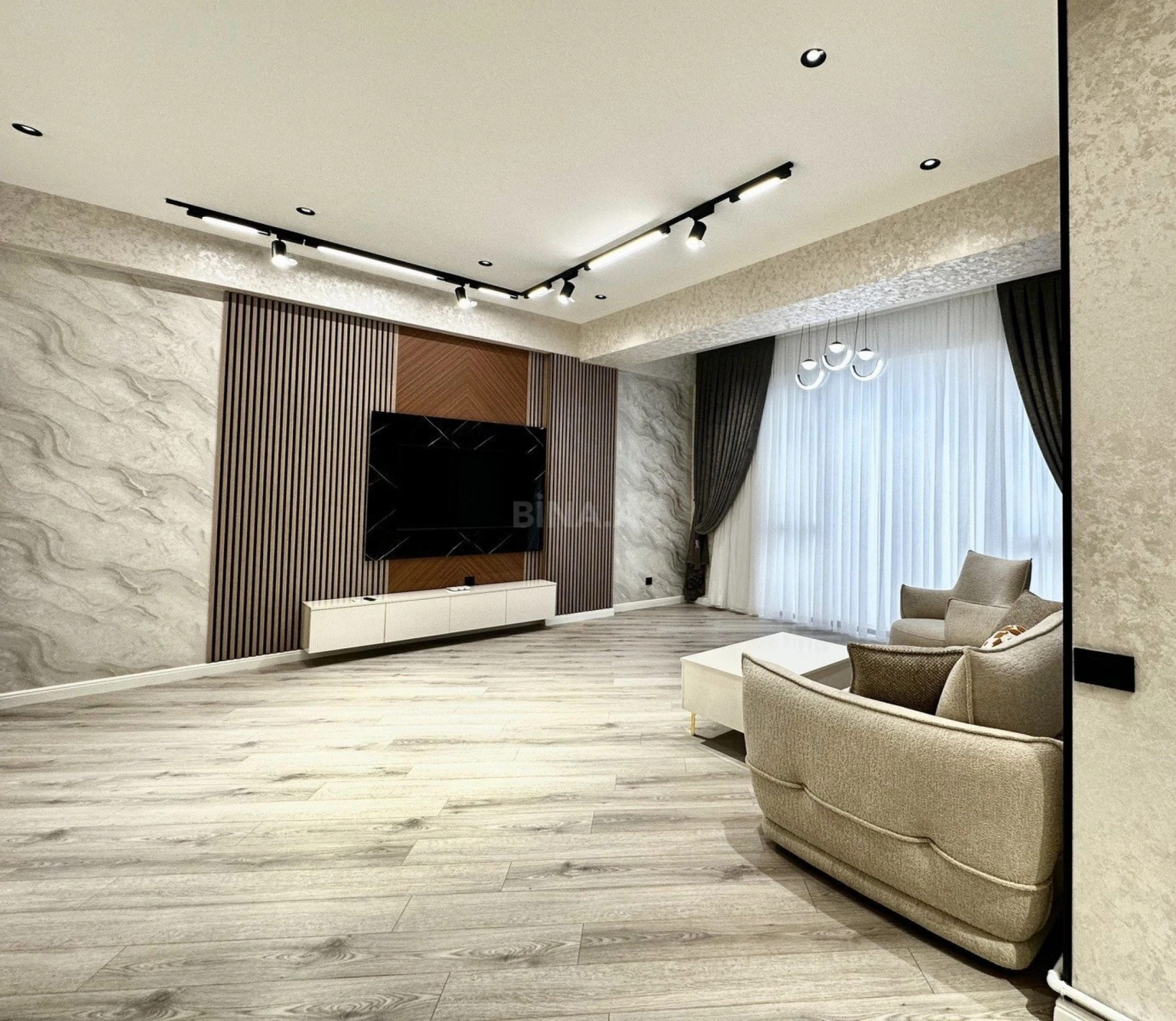 Satılır 3 otaqlı mənzil 108.2 m²