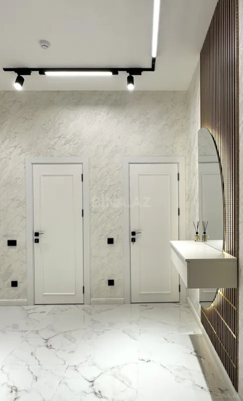 Satılır 3 otaqlı mənzil 108.2 m²