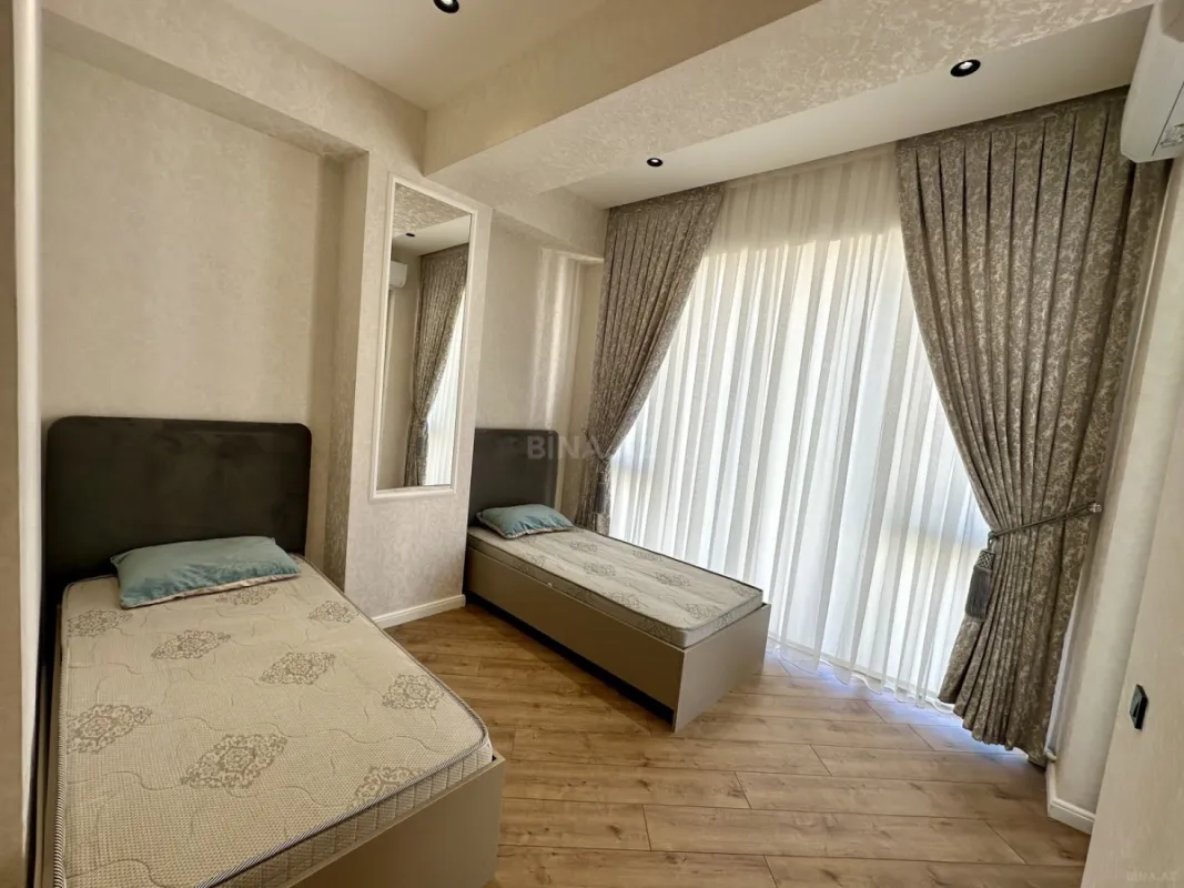 Satılır 3 otaqlı mənzil 108.2 m²