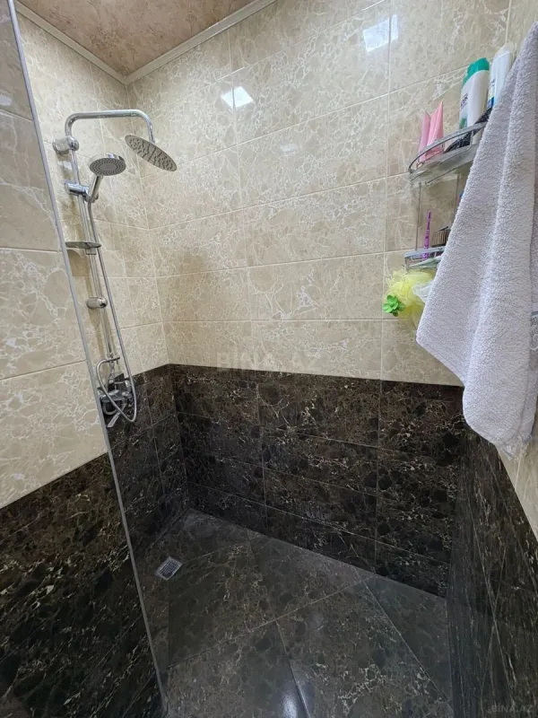 Satılır 2 otaqlı mənzil 250 m²