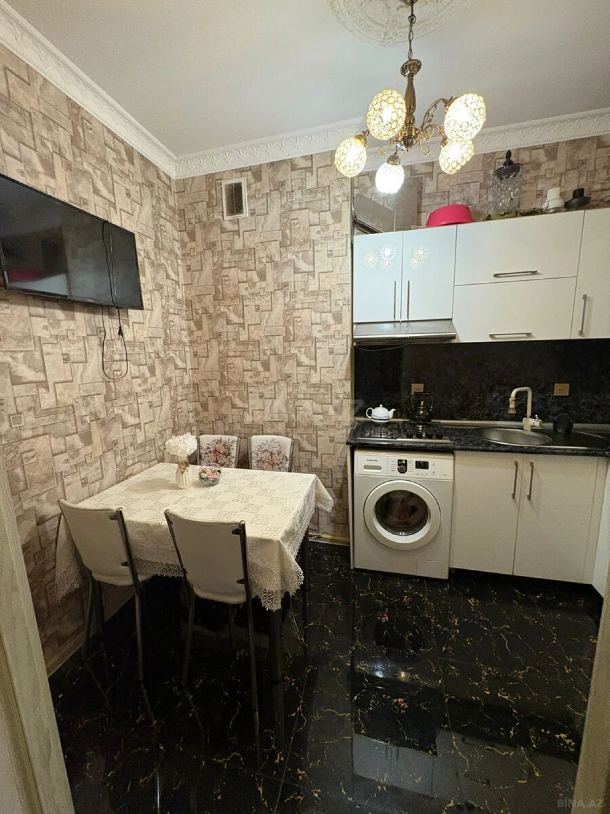 Satılır 2 otaqlı mənzil 250 m²
