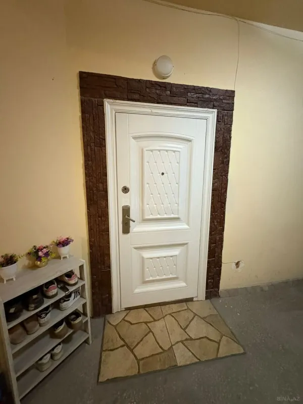 Satılır 2 otaqlı mənzil 250 m²