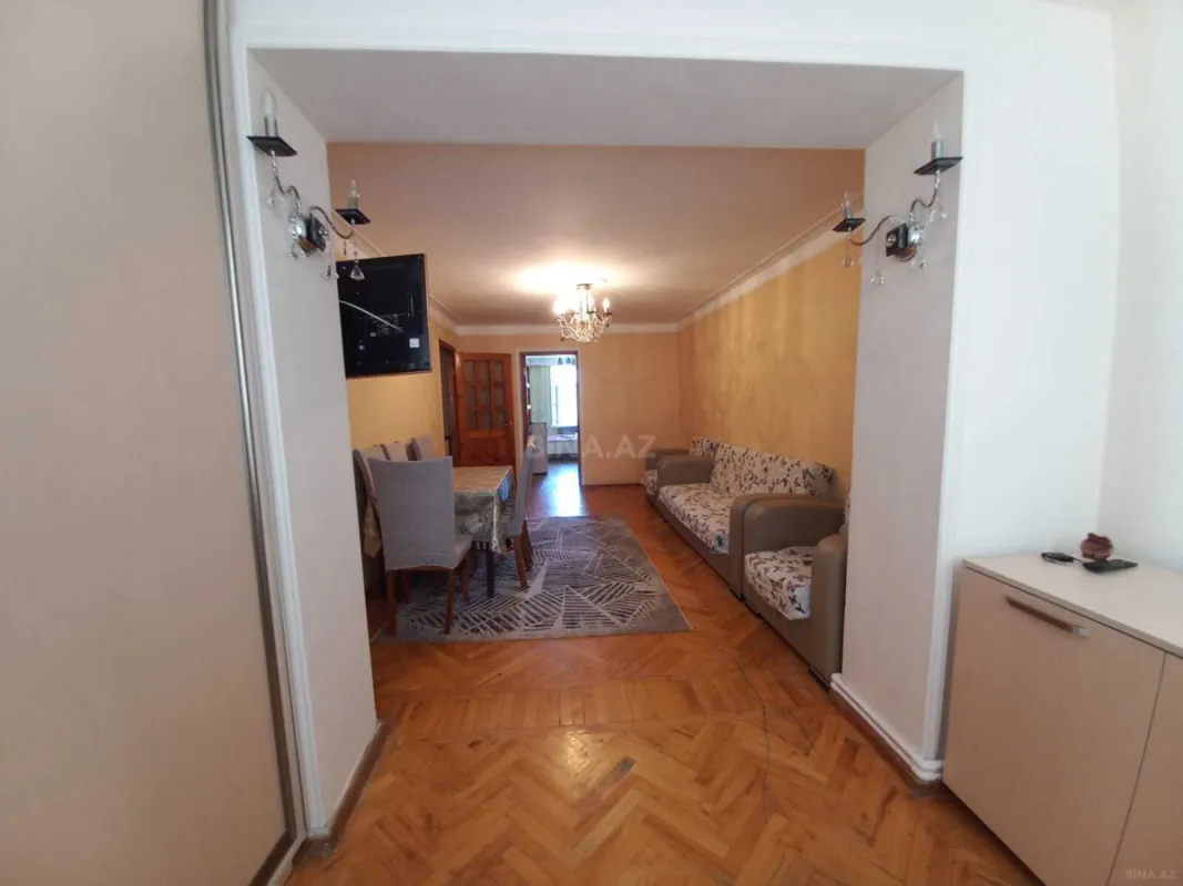 Kirayə verilir 2 otaqlı mənzil 50 m²