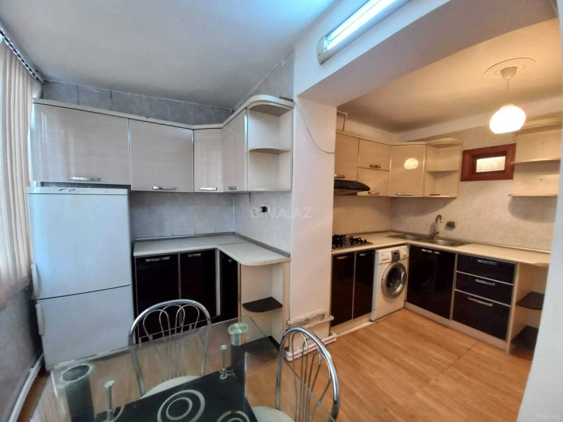 Kirayə verilir 2 otaqlı mənzil 50 m²
