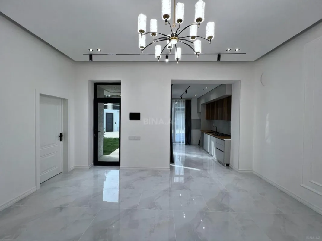 Satılır 4 otaqlı həyət evi 140 m²