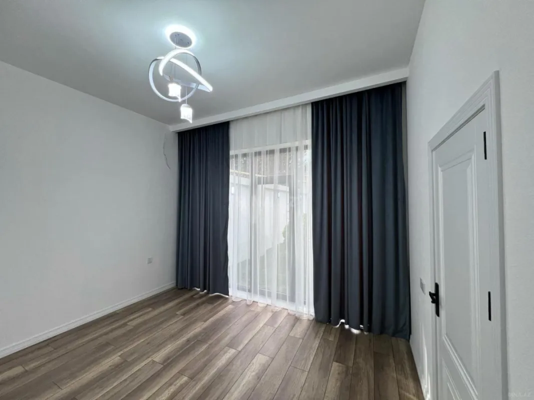 Satılır 4 otaqlı həyət evi 140 m²