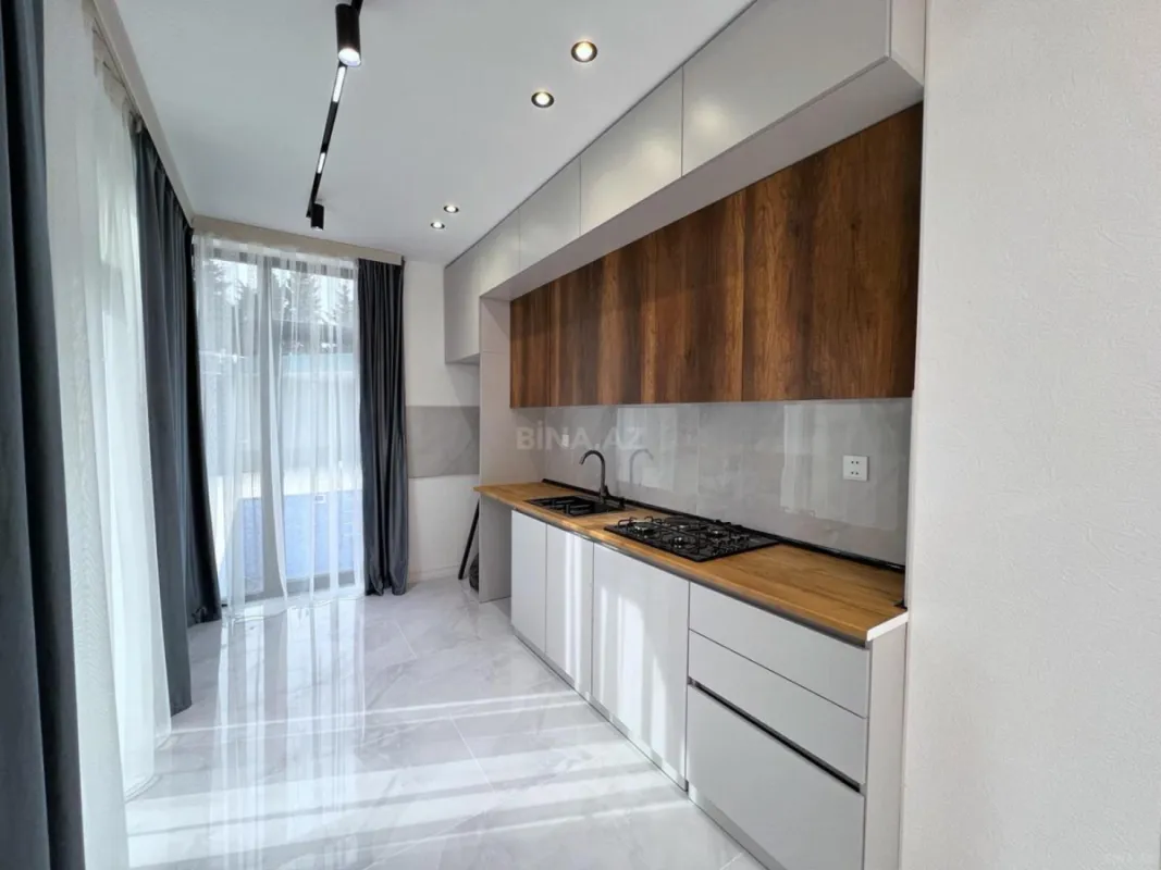 Satılır 4 otaqlı həyət evi 140 m²
