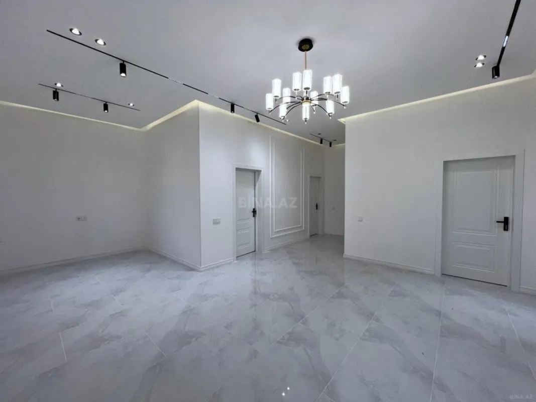 Satılır 4 otaqlı həyət evi 140 m²