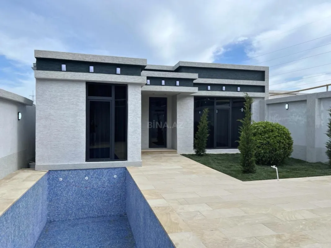 Satılır 4 otaqlı həyət evi 140 m²