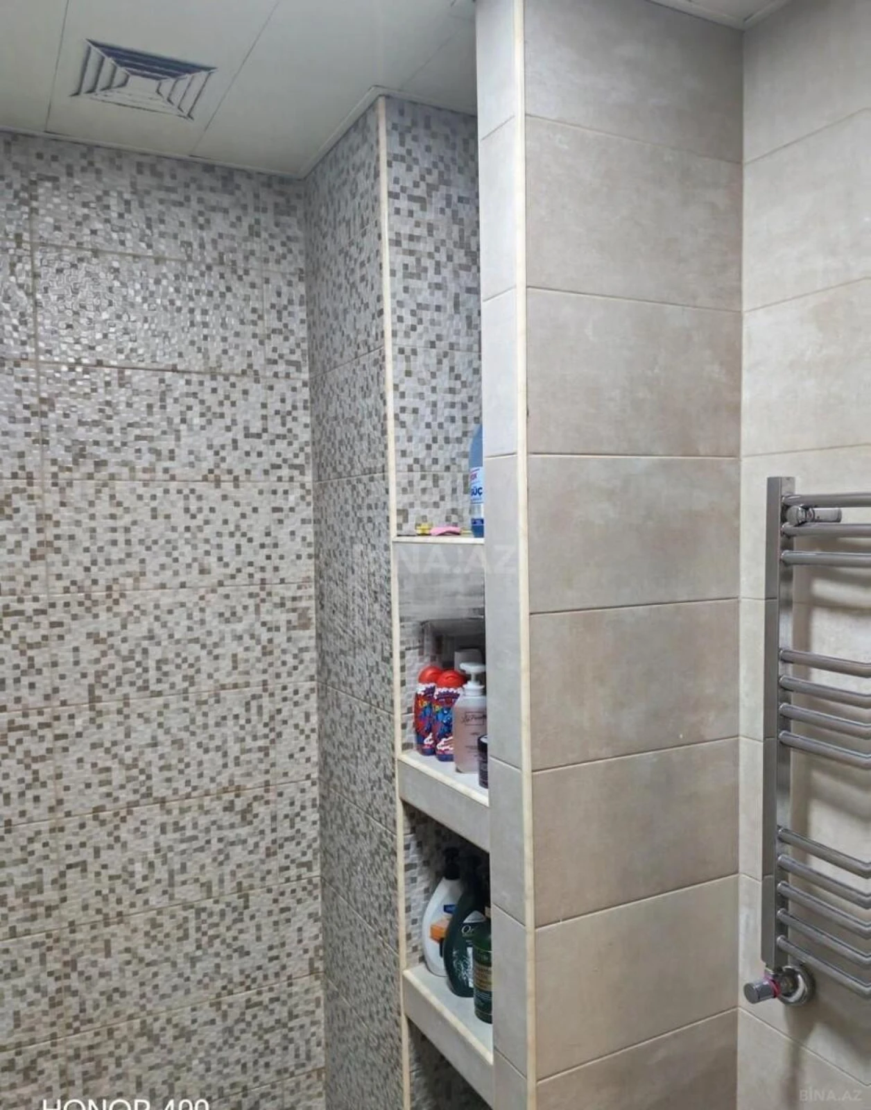 Satılır 2 otaqlı mənzil 76 m²