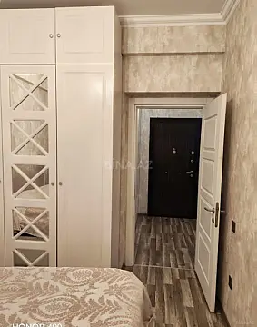 Satılır 2 otaqlı mənzil 76 m²