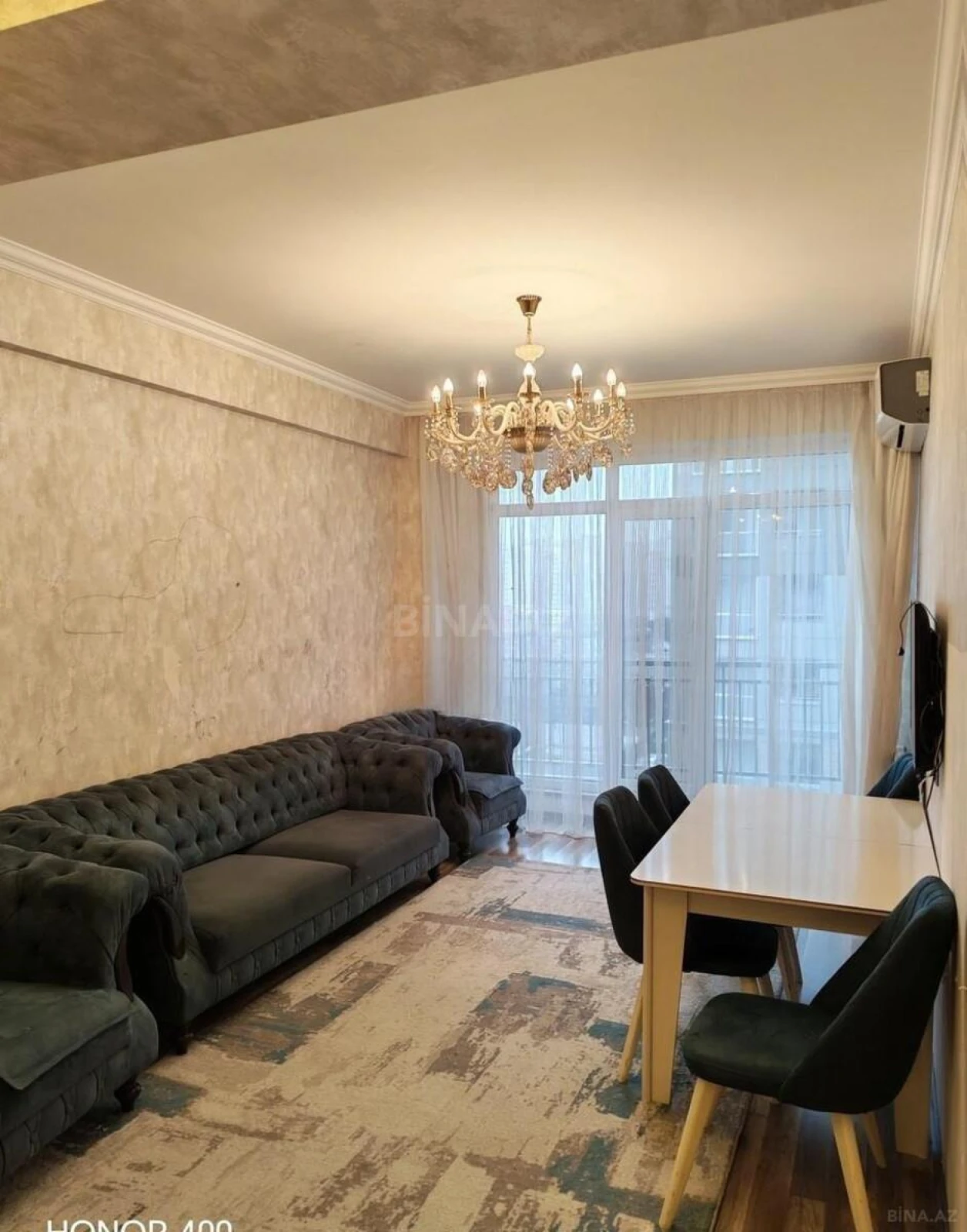 Satılır 2 otaqlı mənzil 76 m²