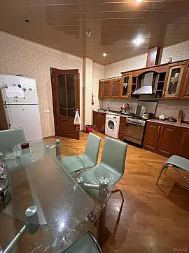 Satılır 2 otaqlı mənzil 100 m²