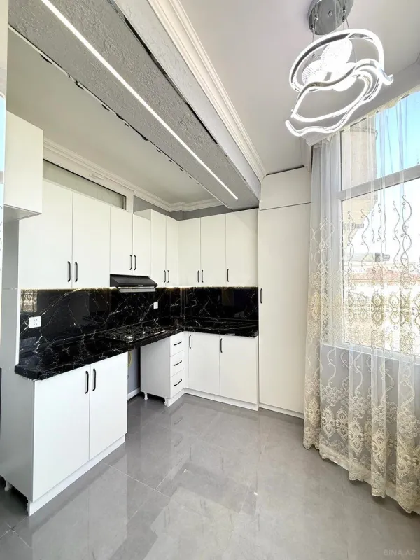 Satılır 2 otaqlı mənzil 65 m²