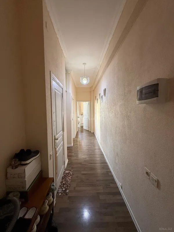 Kirayə verilir 2 otaqlı mənzil 62 m²