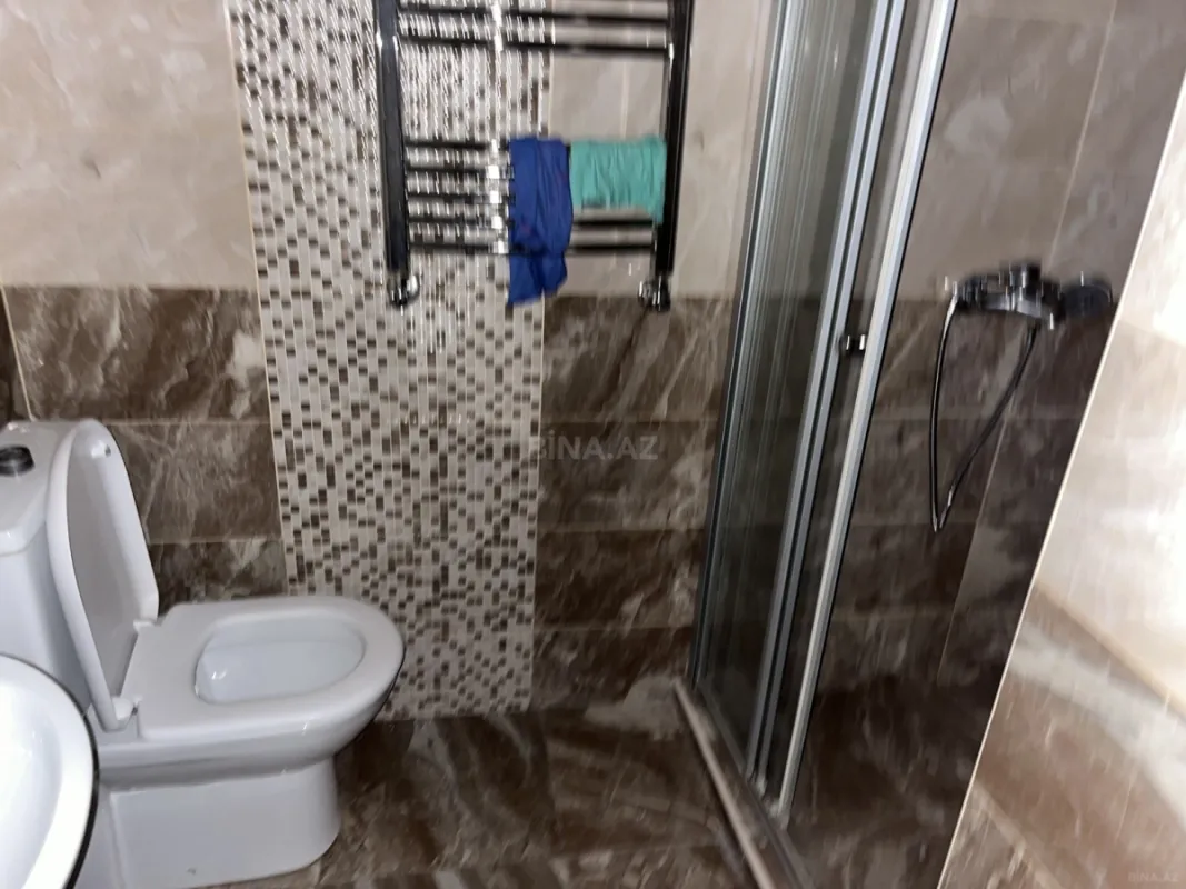 Kirayə verilir 2 otaqlı mənzil 60 m²