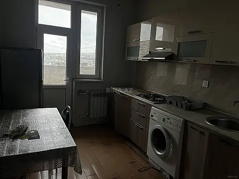 Kirayə verilir 2 otaqlı mənzil 60 m²