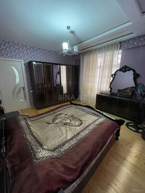 Satılır 3 otaqlı mənzil 120 m²