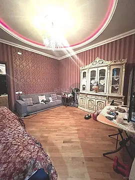 Satılır 3 otaqlı mənzil 102 m²