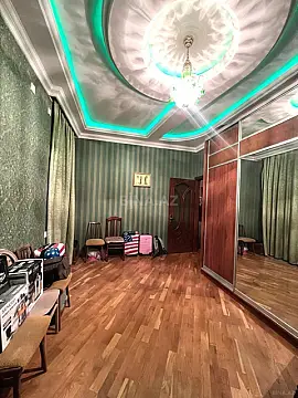 Satılır 3 otaqlı mənzil 102 m²