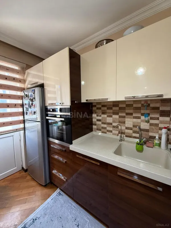 Satılır 3 otaqlı mənzil 82 m²