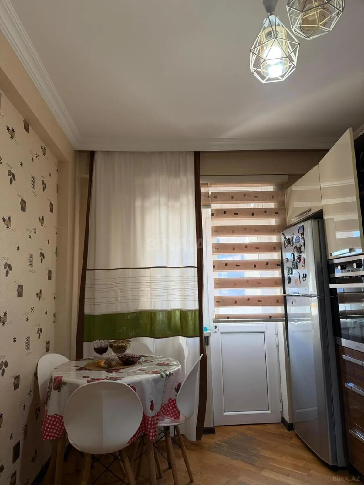 Satılır 3 otaqlı mənzil 82 m²