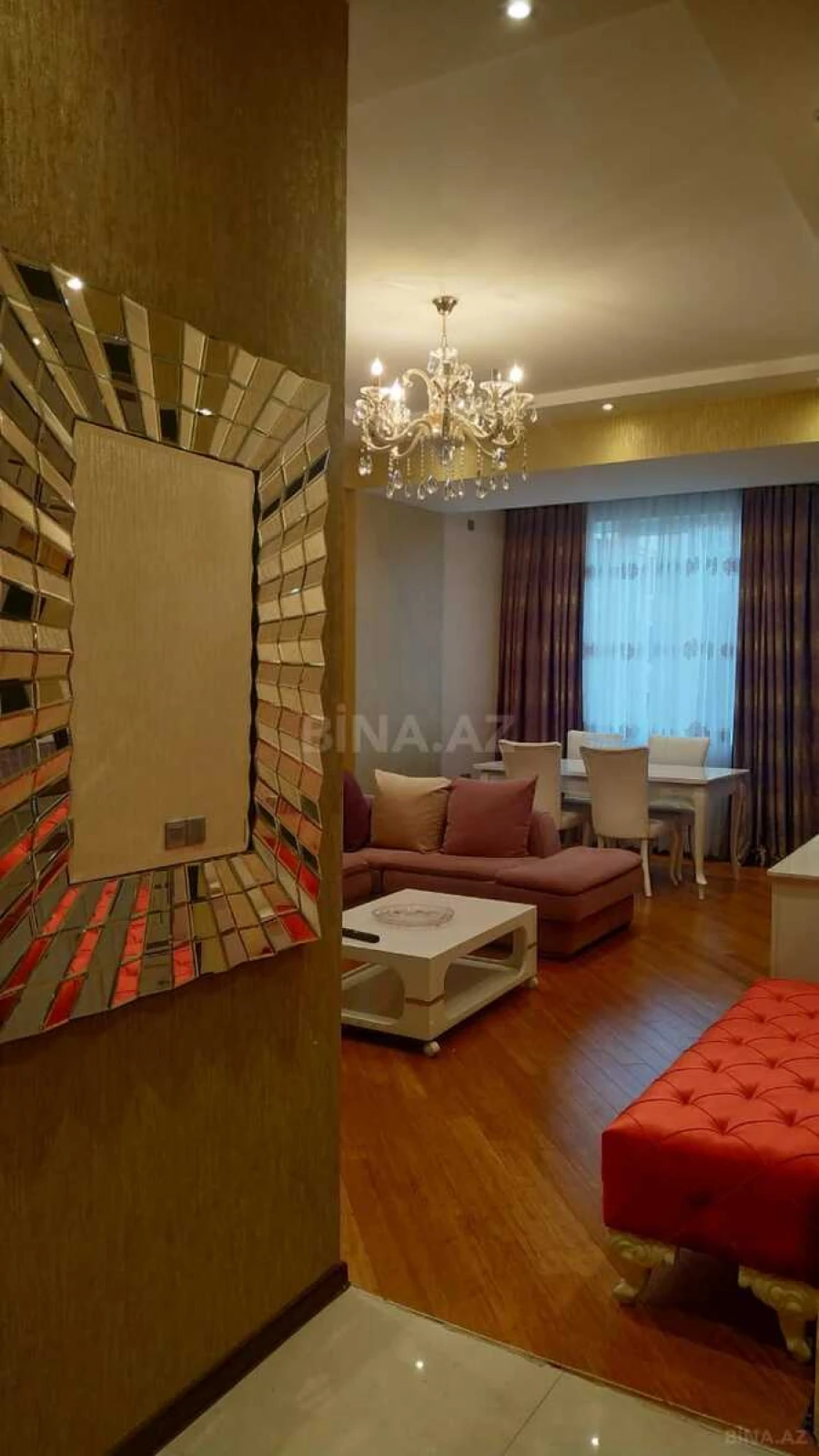Kirayə verilir 2 otaqlı mənzil 70 m²