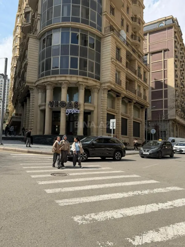 Satılır obyekt 75 m²