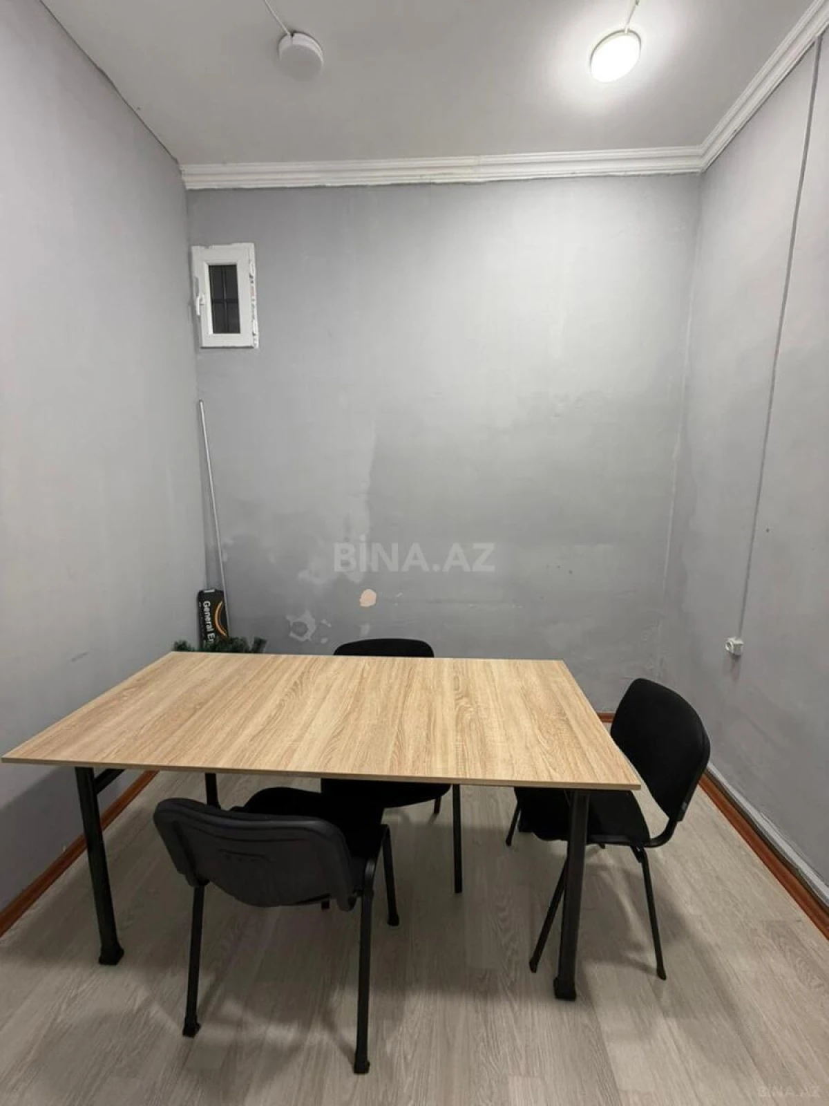 Satılır obyekt 75 m²