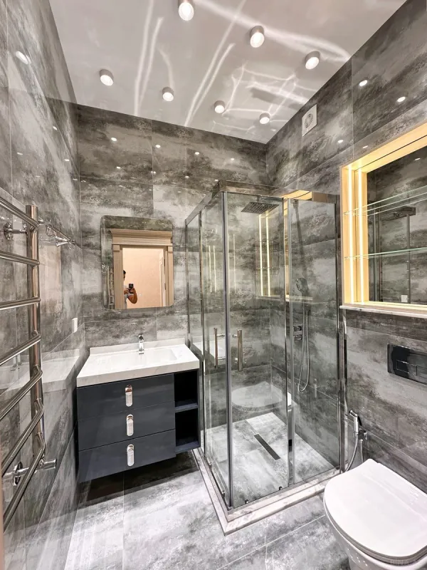 Satılır 4 otaqlı mənzil 195 m²