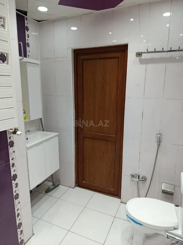 Kirayə verilir 2 otaqlı mənzil 67 m²