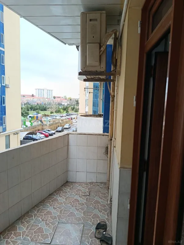 Kirayə verilir 2 otaqlı mənzil 67 m²