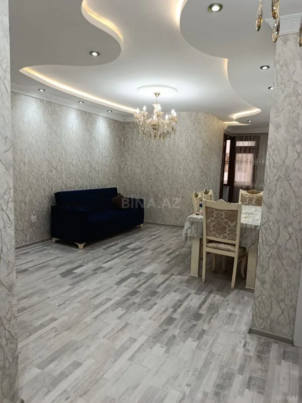 Kirayə verilir 2 otaqlı mənzil 67 m²