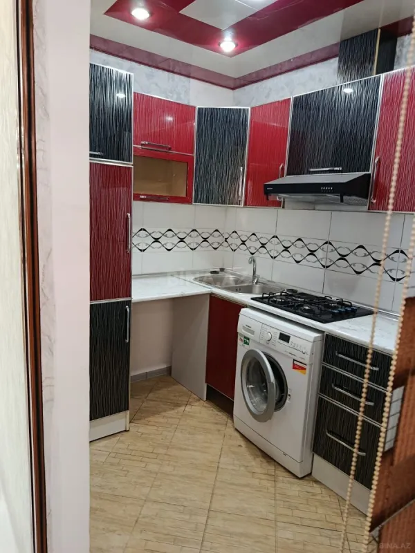 Kirayə verilir 2 otaqlı mənzil 67 m²