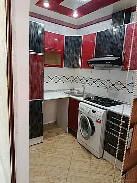 Kirayə verilir 2 otaqlı mənzil 67 m²