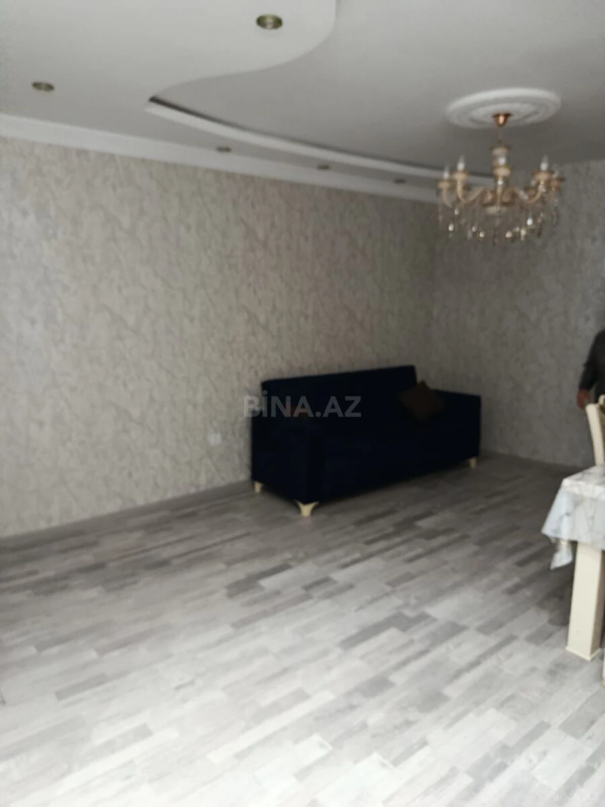 Kirayə verilir 2 otaqlı mənzil 67 m²