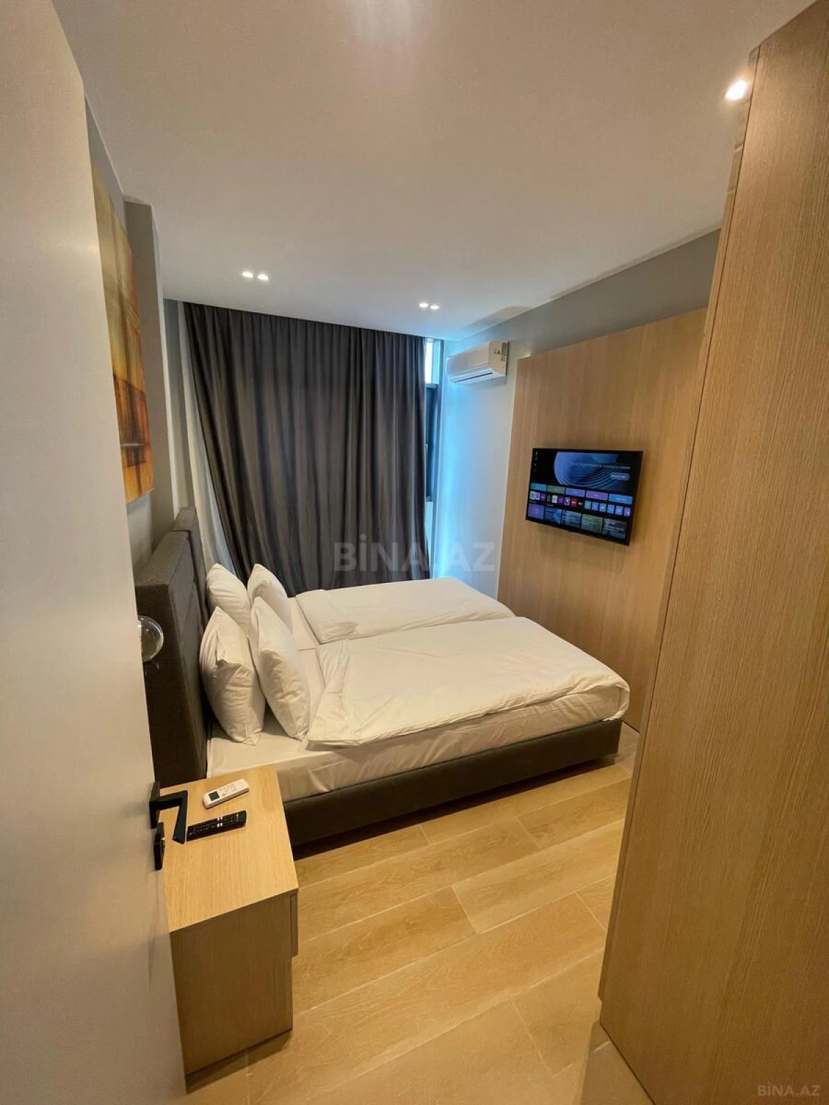 Kirayə verilir 3 otaqlı mənzil 140 m²