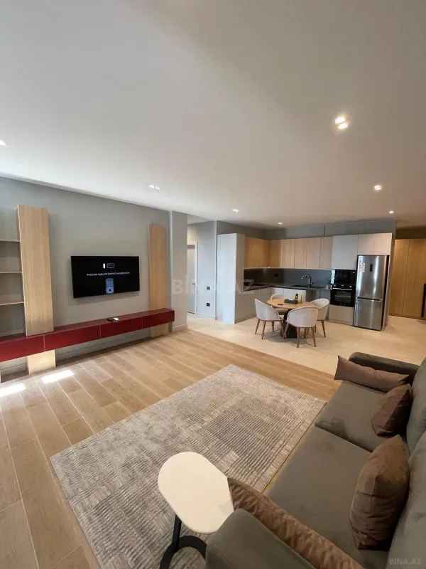 Kirayə verilir 3 otaqlı mənzil 140 m²