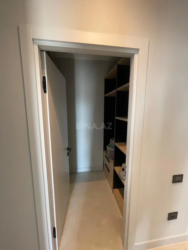 Kirayə verilir 3 otaqlı mənzil 140 m²
