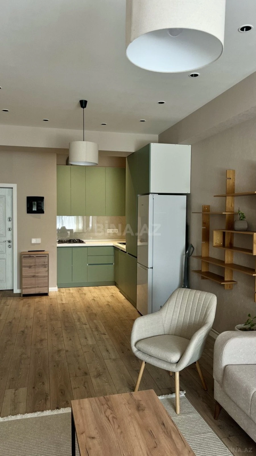 Kirayə verilir 2 otaqlı mənzil 60 m²