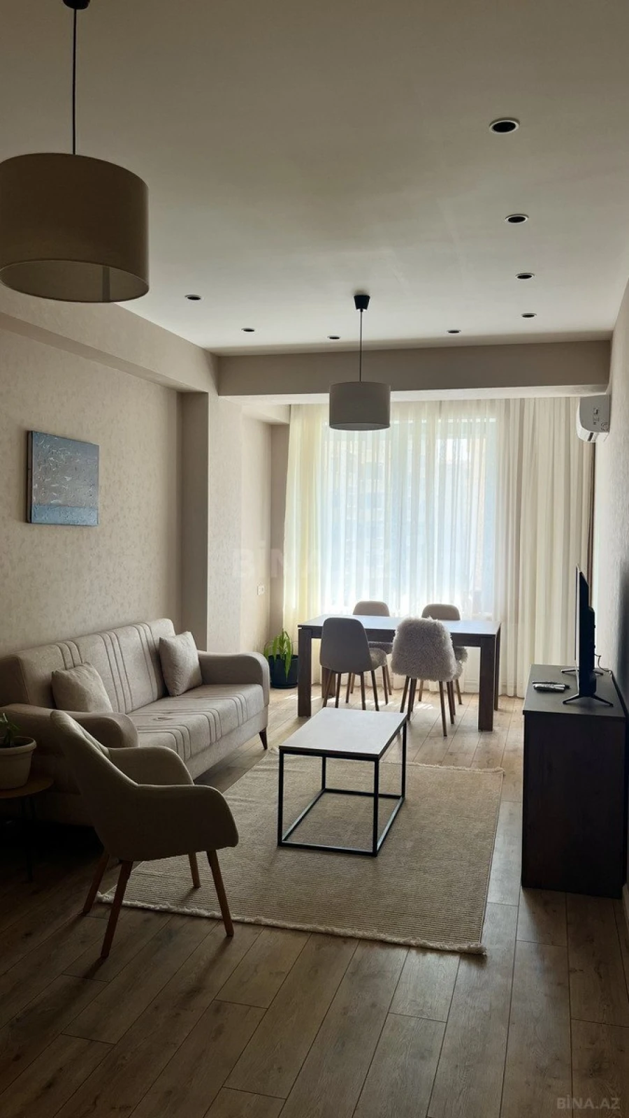 Kirayə verilir 2 otaqlı mənzil 60 m²